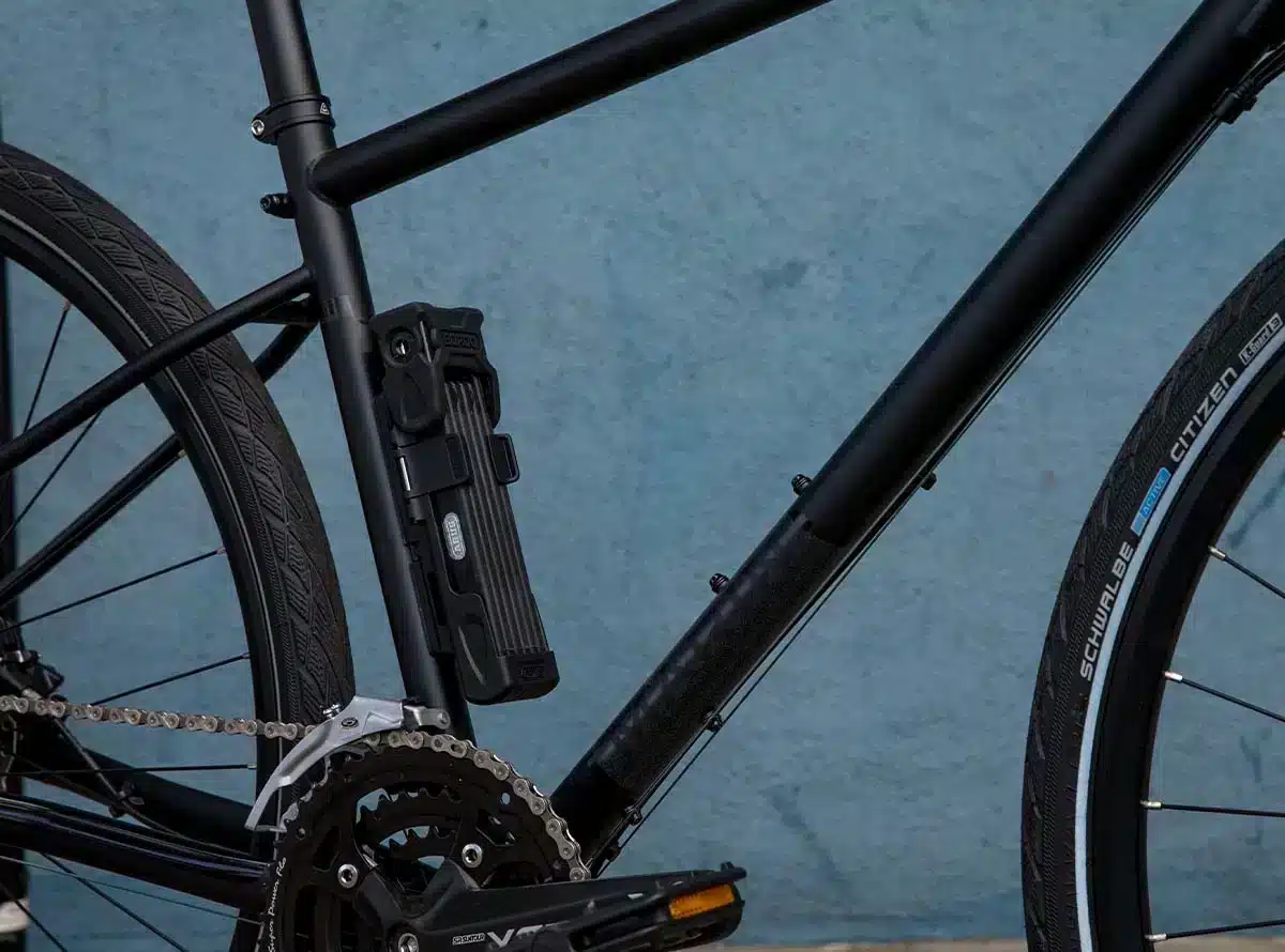 ABUS_Antivol pliable vélo 6000/90 sur velo