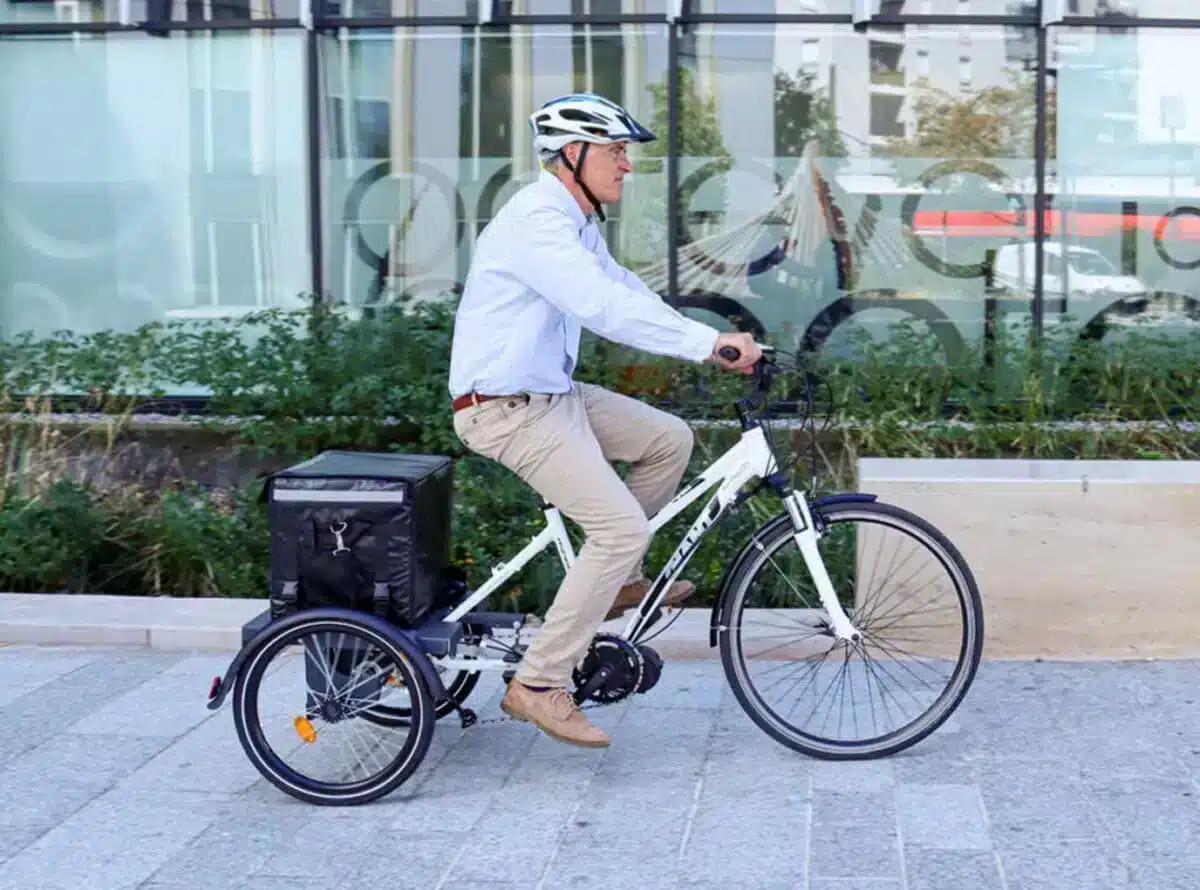 B-Back_Accessoire pour transformer son vélo en tricycle stable