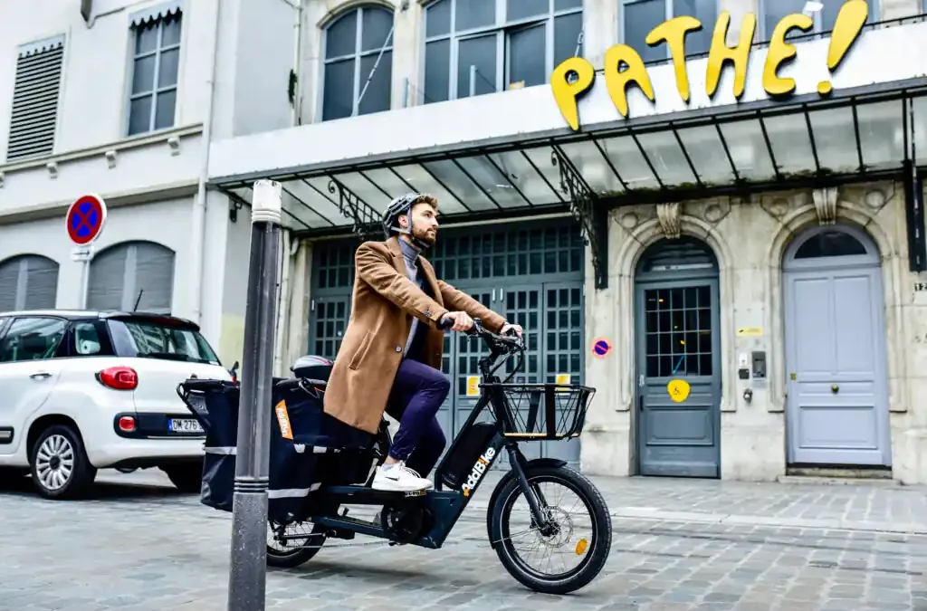 Longtail bicycle: an useful asset to enhance your everyday life