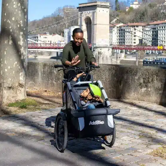 Bike carry kids with the Kid Kit