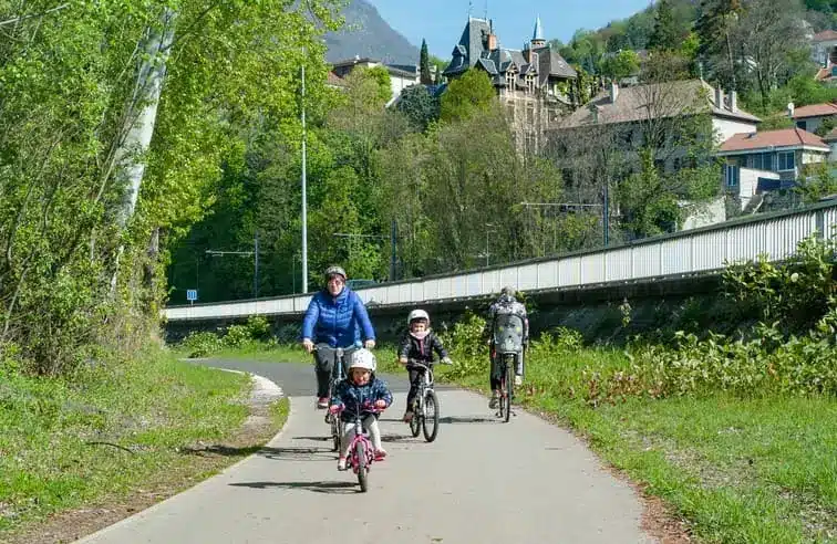 Triporteur Grenoble sur la boucle Confluence Isère Drac