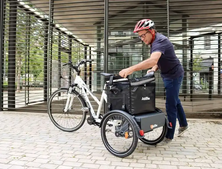 Velo remorque : idéal pour les entreprises et les particuliers