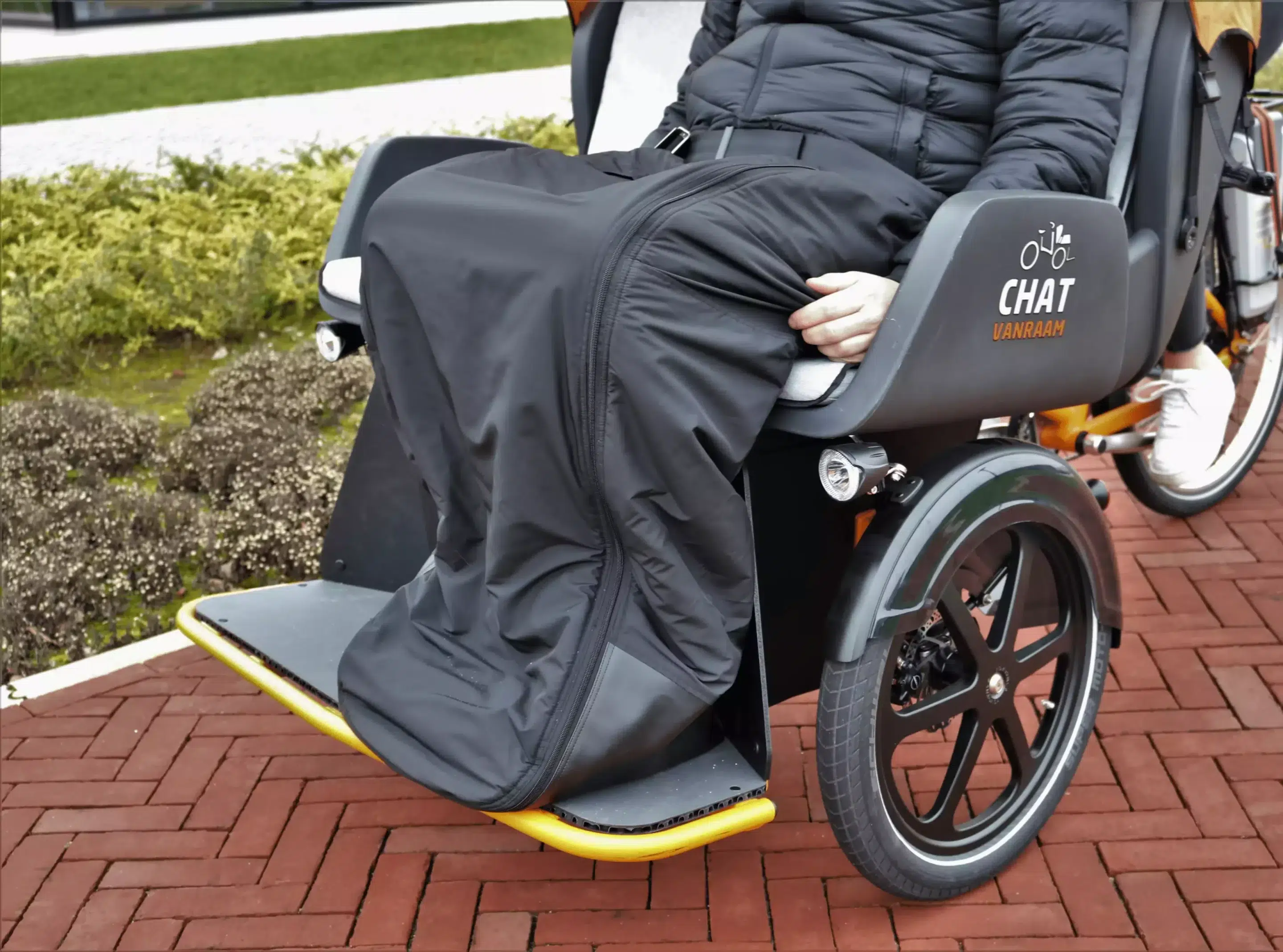 Triporteur électrique_Couvre-jambes